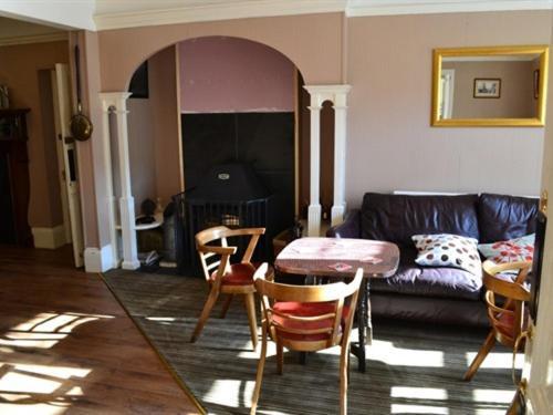 The Sandrock Lynton Exterior photo