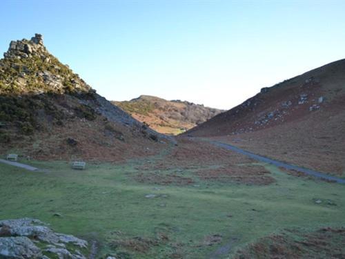 The Sandrock Lynton Exterior photo